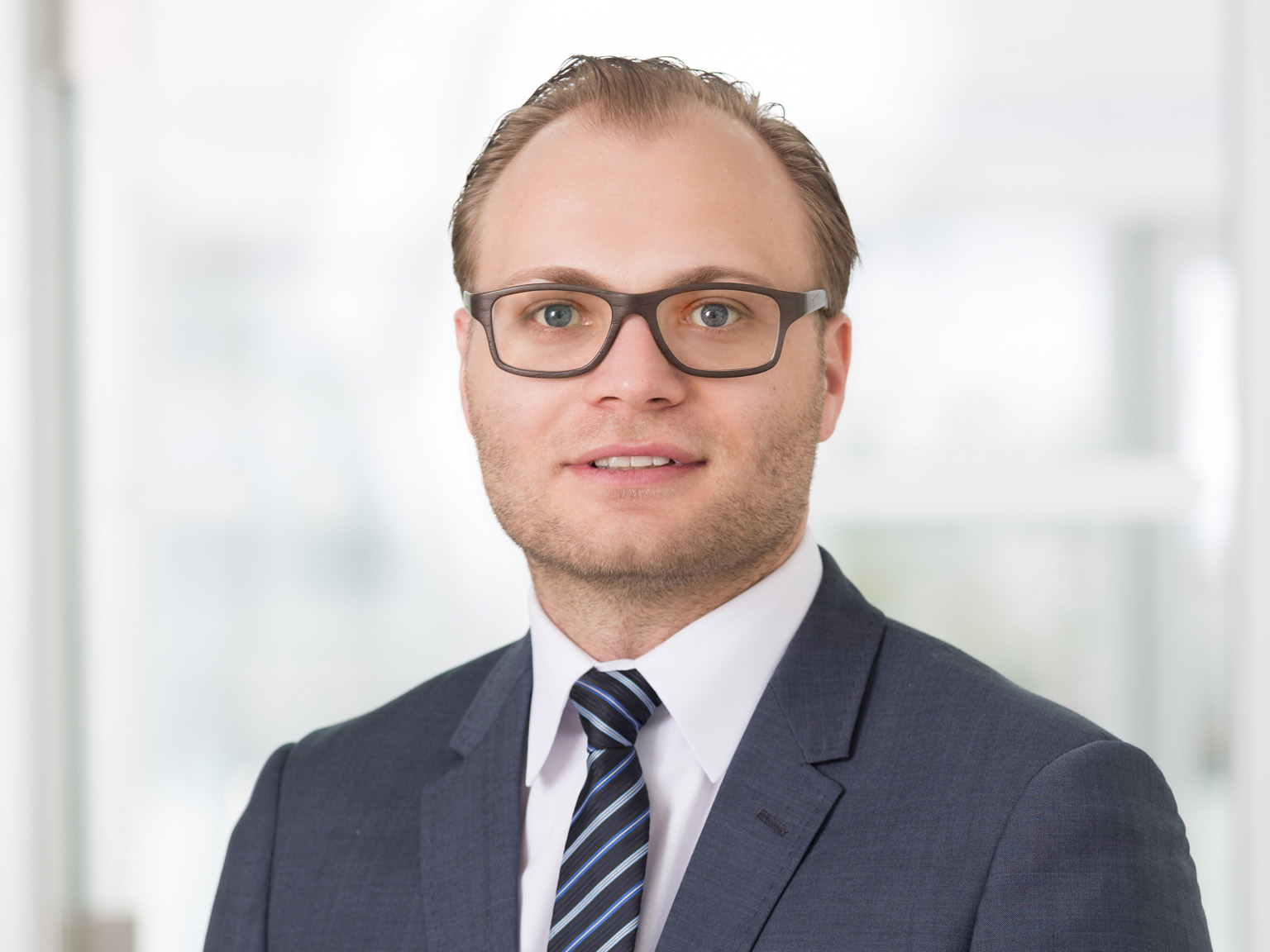 This is a profile image of Florian Bauer